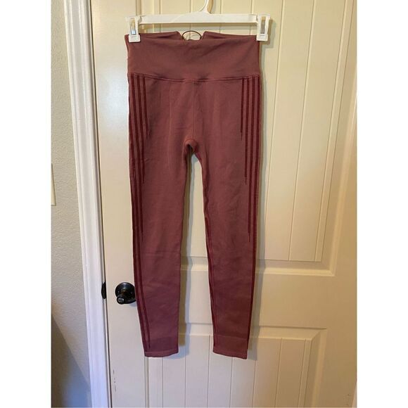 Fabletics Pink High Waisted Seamless Rib Legging - Size M - Picture 2 of 13